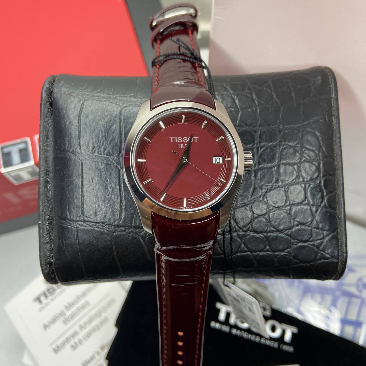 TISSOT Couturier Burgundy Dial Leather T035.210.16.371.00 for Women