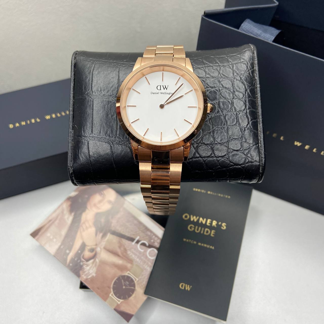 Daniel wellington icon online link