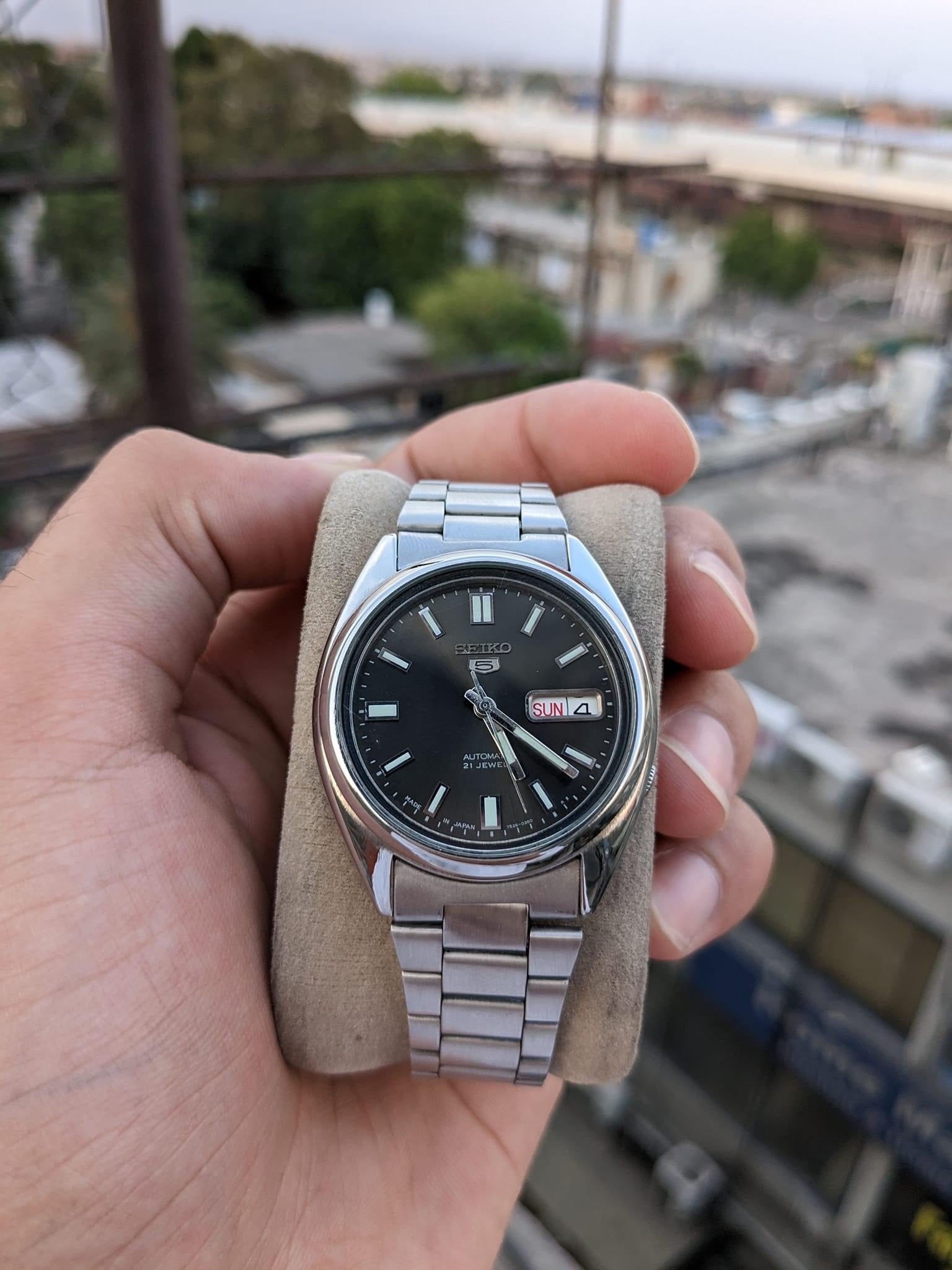 Seiko 5 2025 gray dial