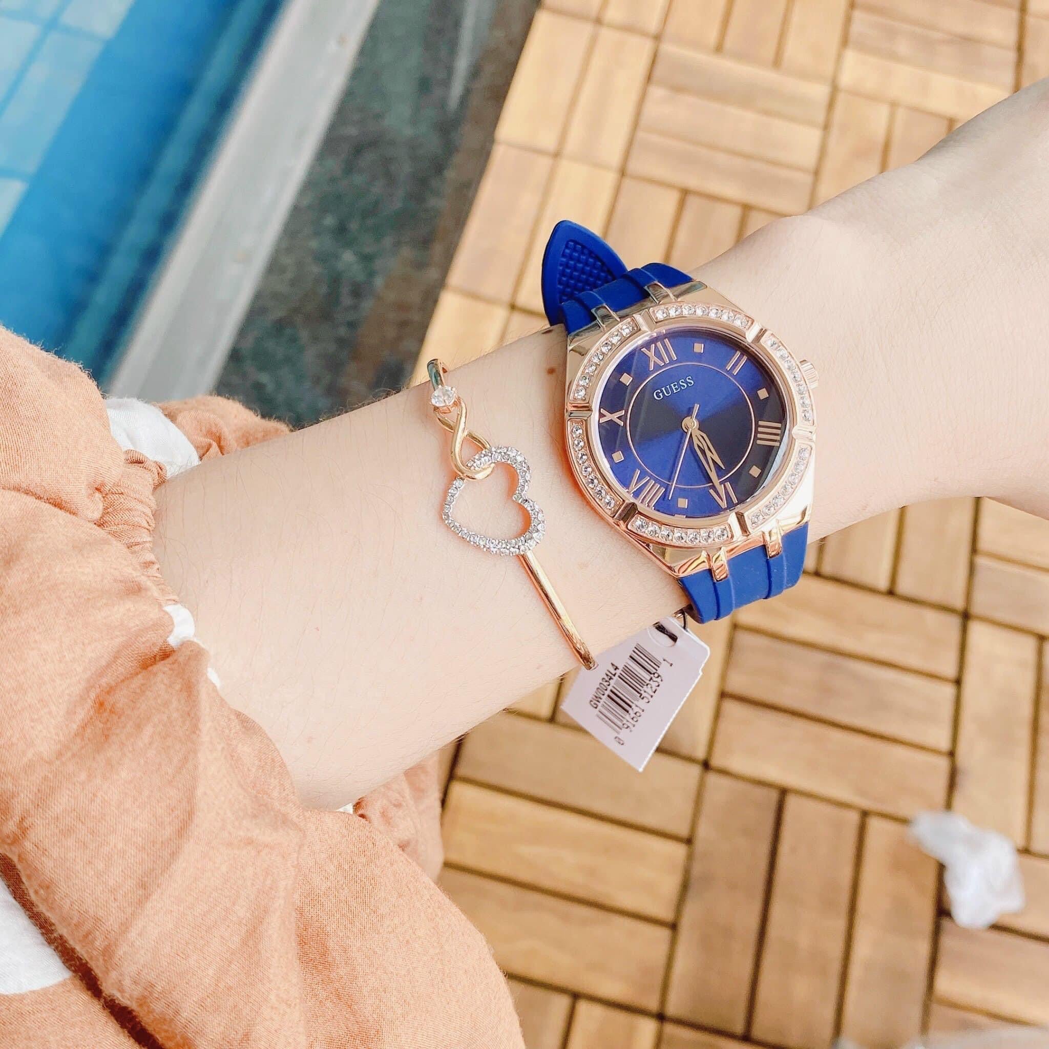 Guess women's blue silicone strap clearance watch